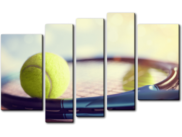 Теннисная ракетка и шар